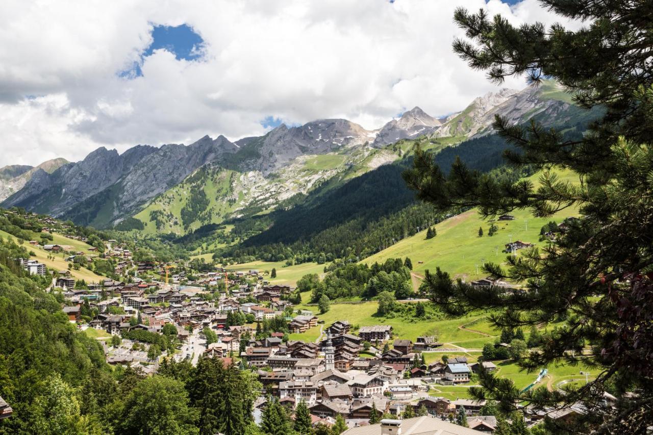 Hotel Alpen Roc La Clusaz Eksteriør bilde