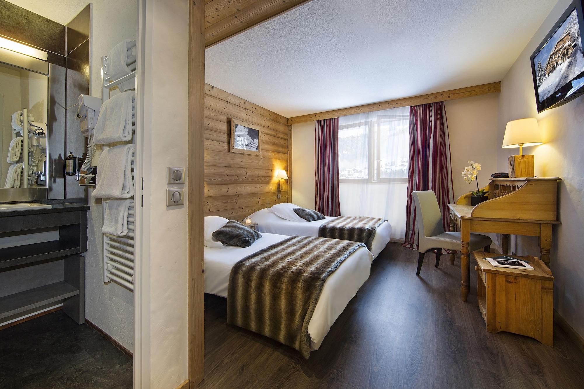 Hotel Alpen Roc La Clusaz Eksteriør bilde
