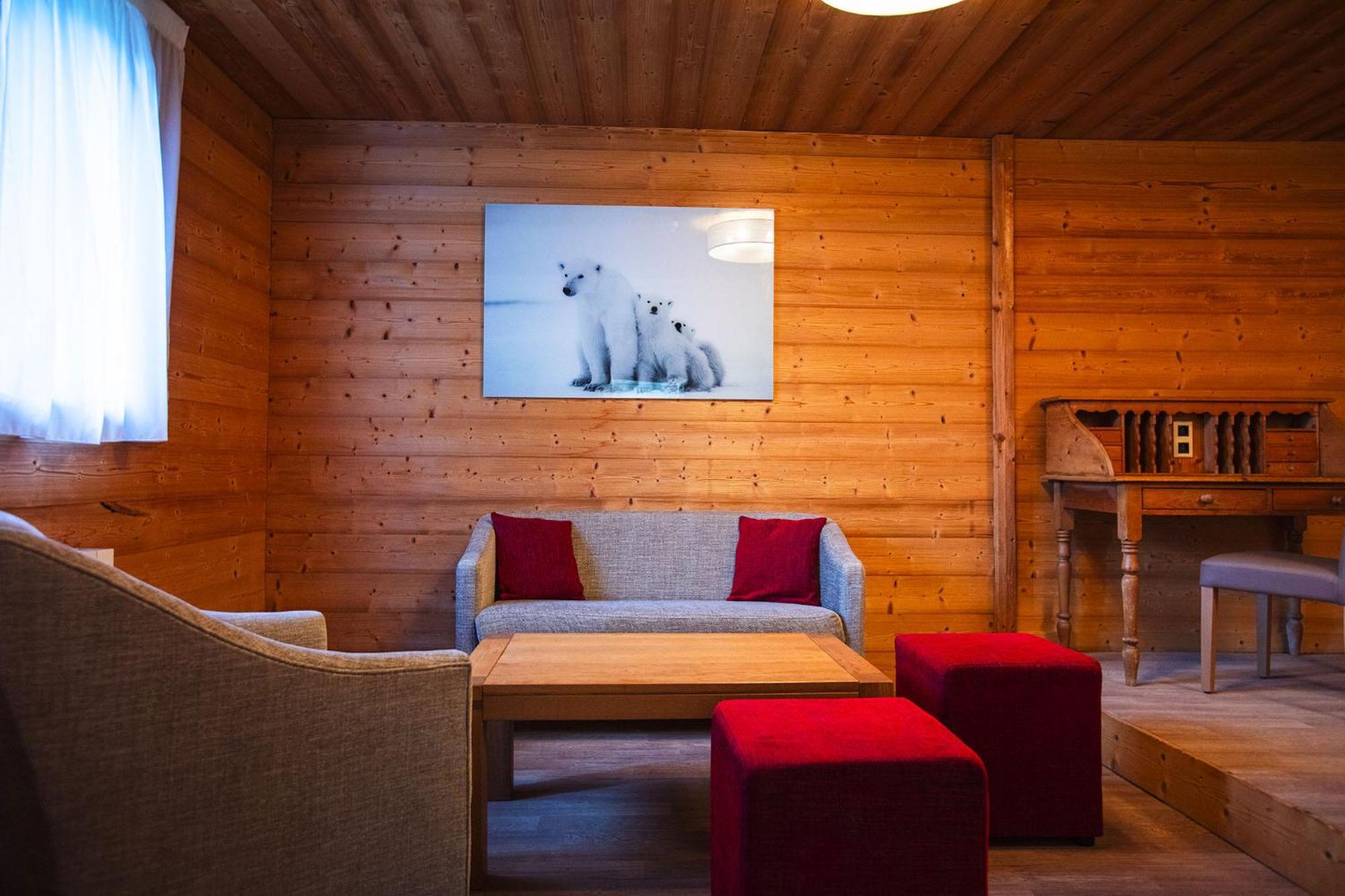 Hotel Alpen Roc La Clusaz Eksteriør bilde