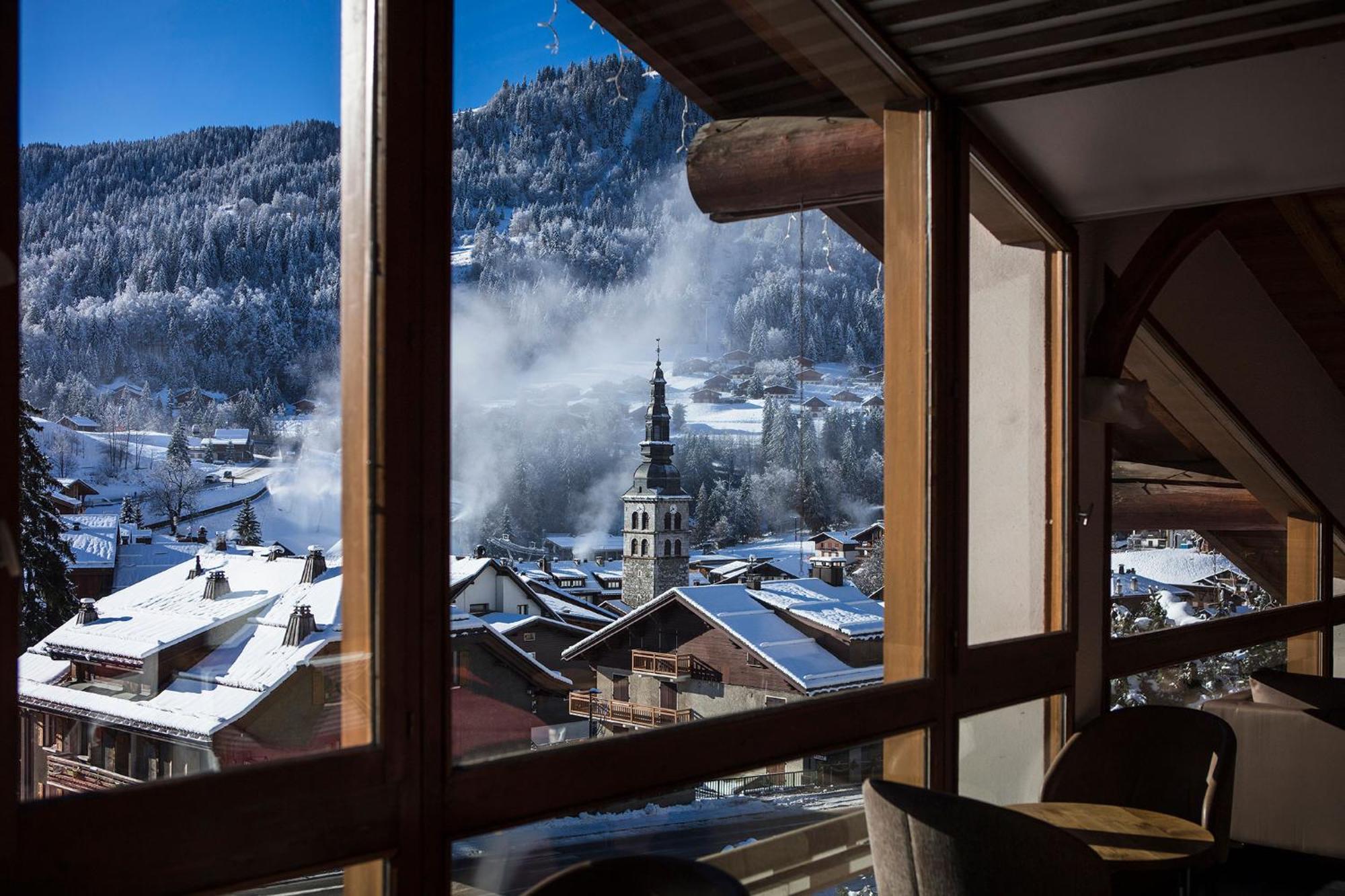 Hotel Alpen Roc La Clusaz Eksteriør bilde
