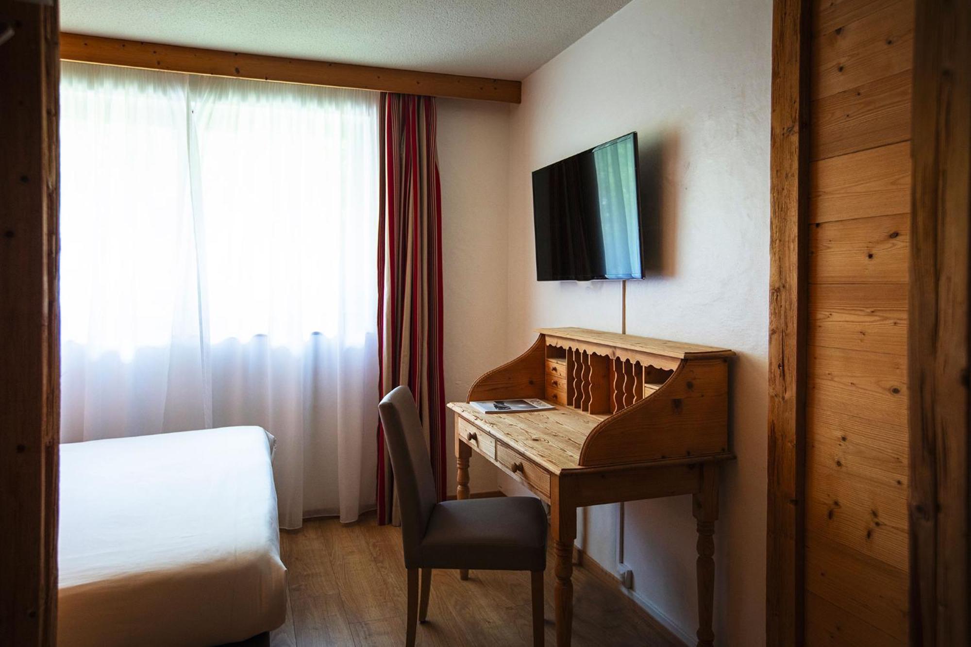 Hotel Alpen Roc La Clusaz Eksteriør bilde