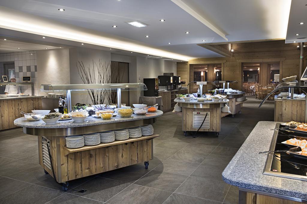 Hotel Alpen Roc La Clusaz Eksteriør bilde