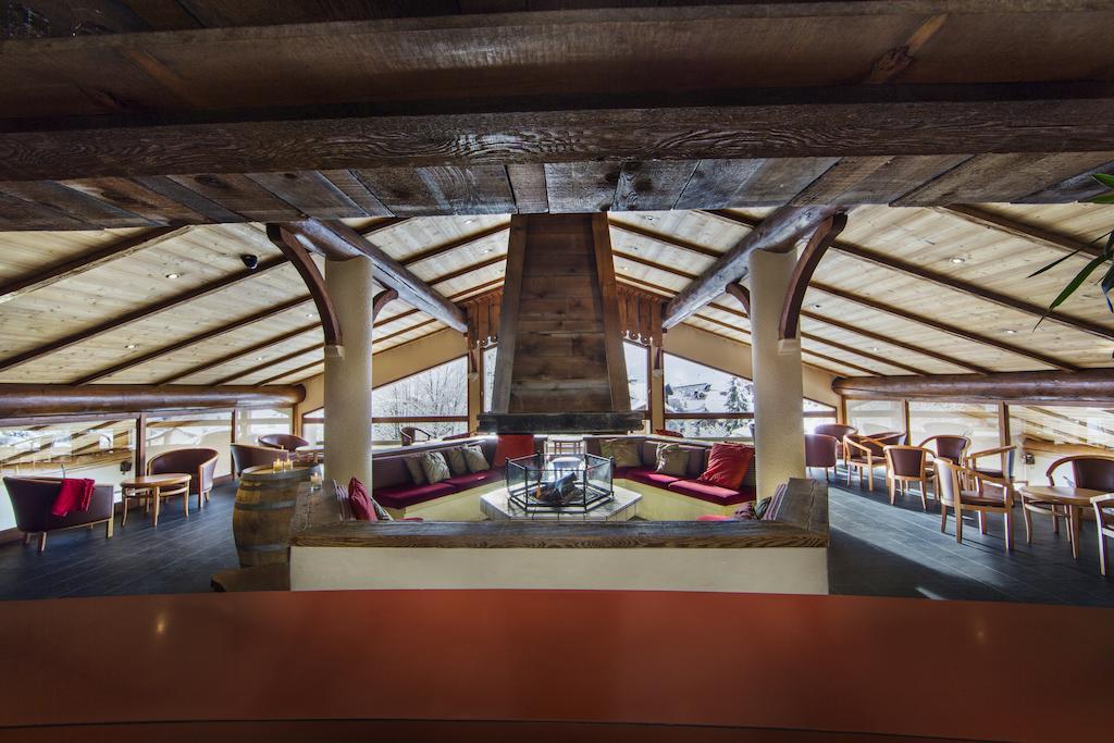 Hotel Alpen Roc La Clusaz Eksteriør bilde
