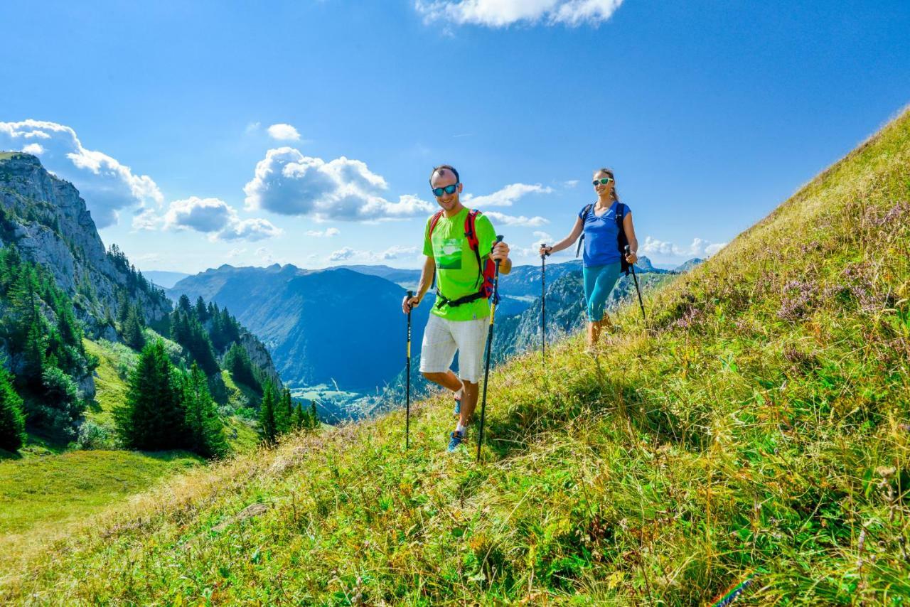 Hotel Alpen Roc La Clusaz Eksteriør bilde
